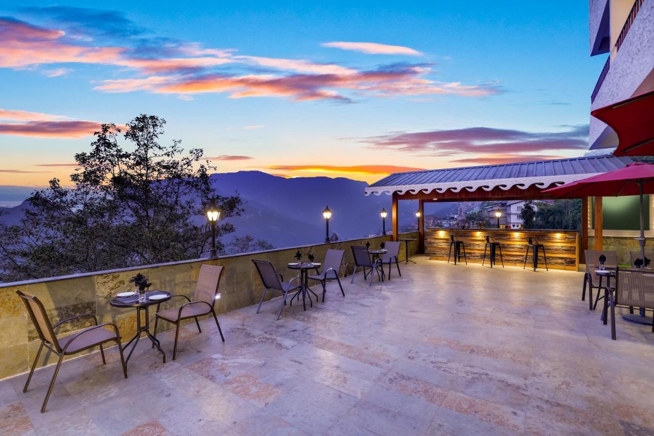 Mount Himalayan Hotel Gangtok Extérieur photo